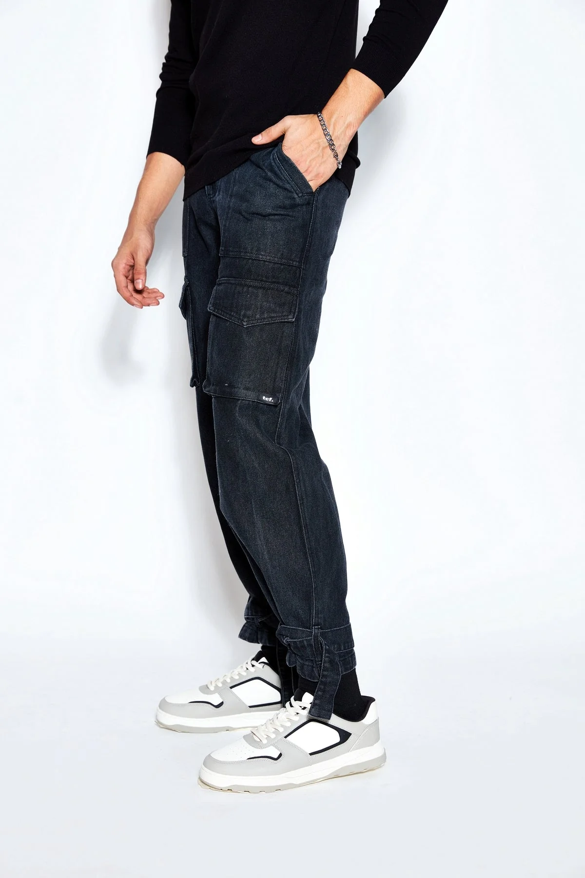 90s Baggy Denim Cargo Jeans- Black - Image 2