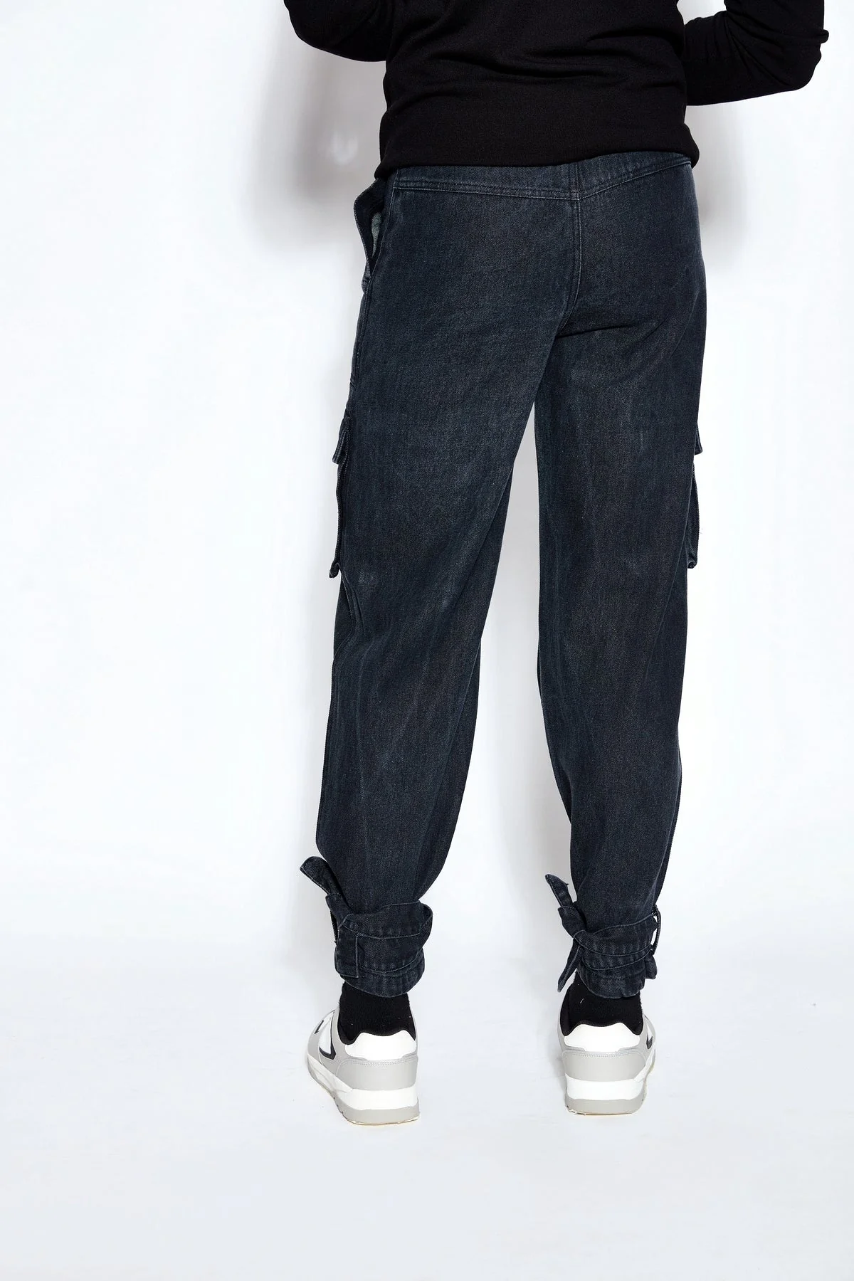 90s Baggy Denim Cargo Jeans- Black - Image 3