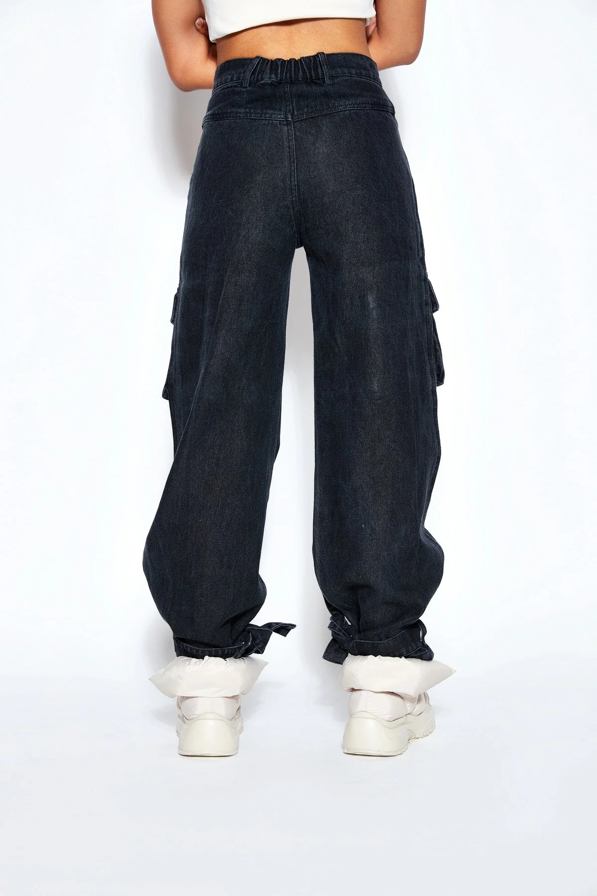90s Baggy Denim Cargo Jeans- Black - Image 3