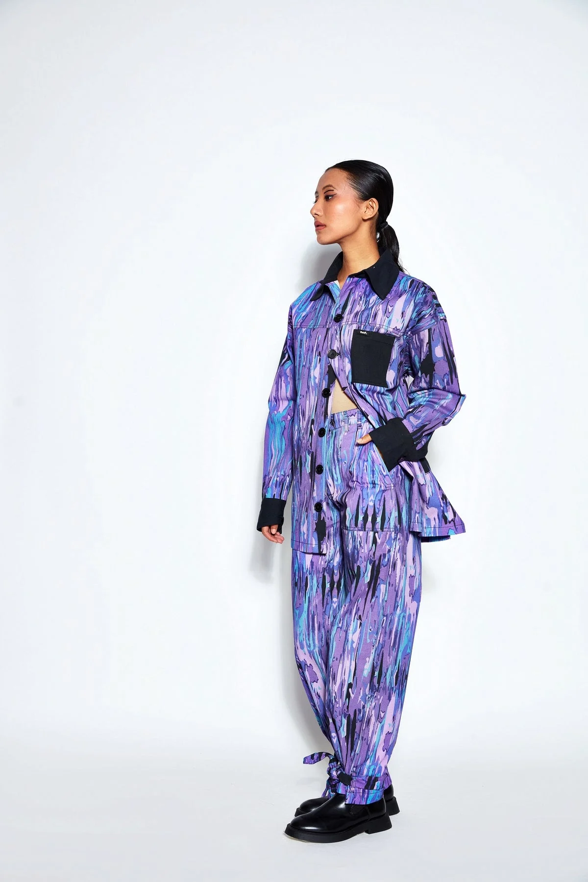 Abstract Print Twill Pants- Purple - Image 2