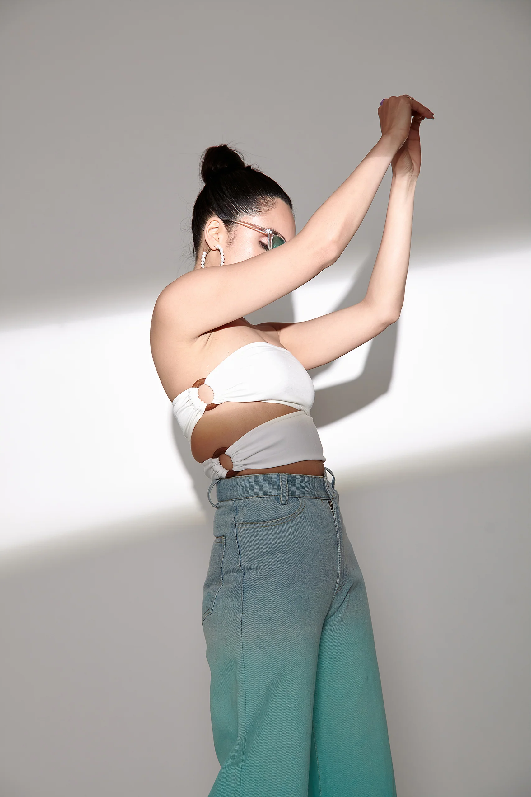 Asymmetrical Wooden Ring Bandeau Top- White - Image 2