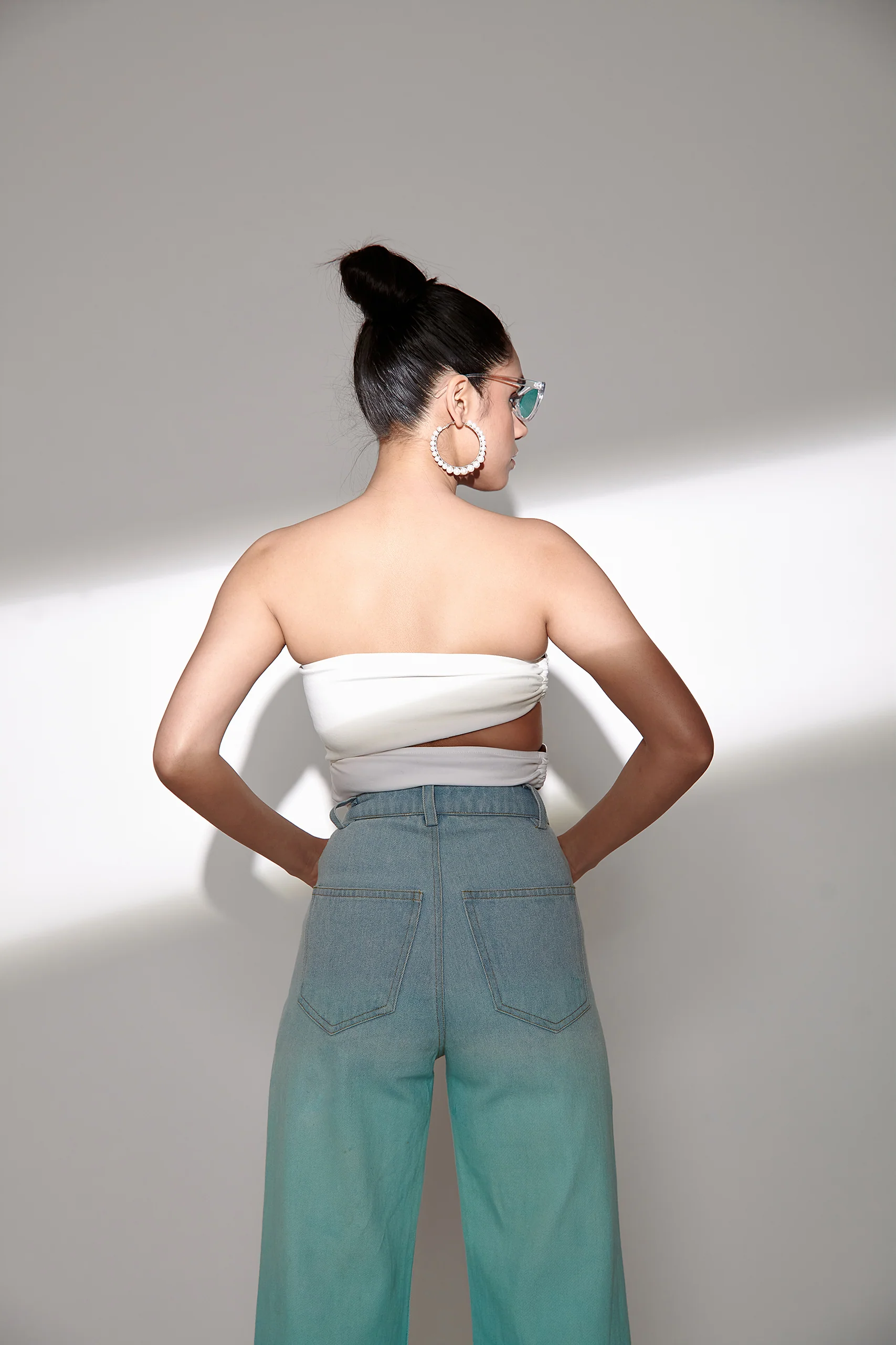 Asymmetrical Wooden Ring Bandeau Top- White - Image 5
