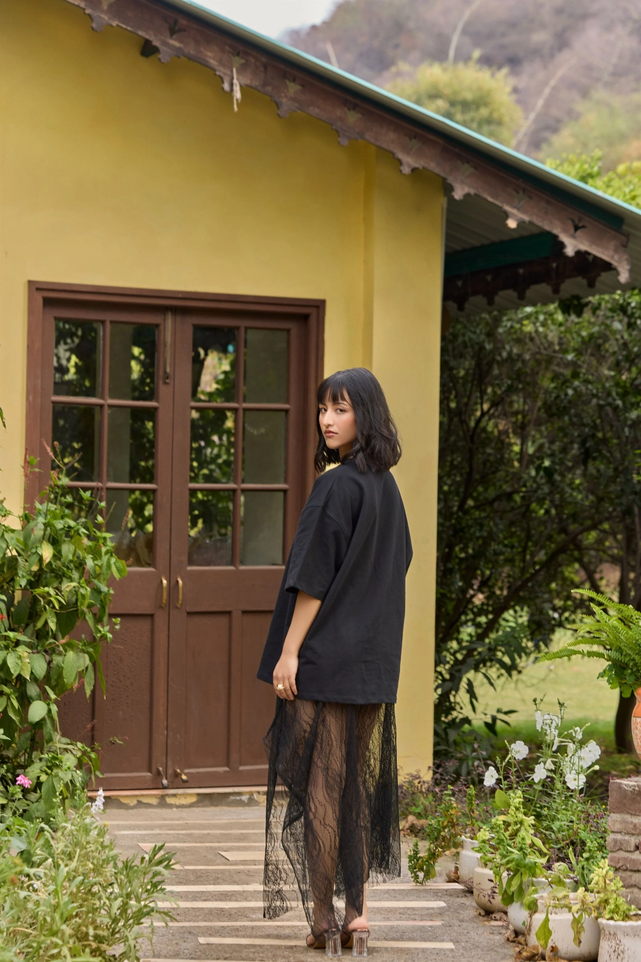 Black Asymmetric Lace Maxi Skirt - Image 2