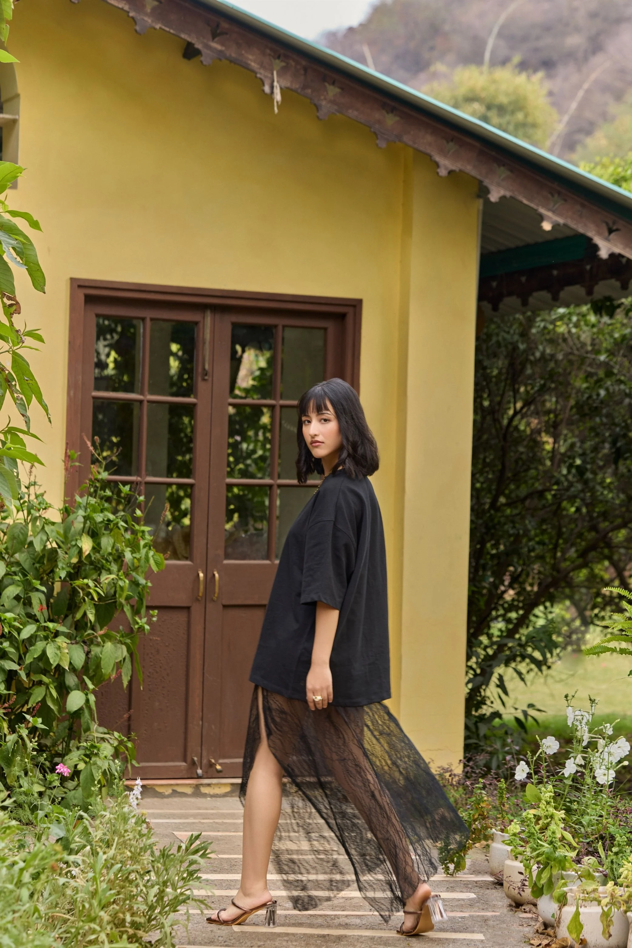 Black Asymmetric Lace Maxi Skirt - Image 3