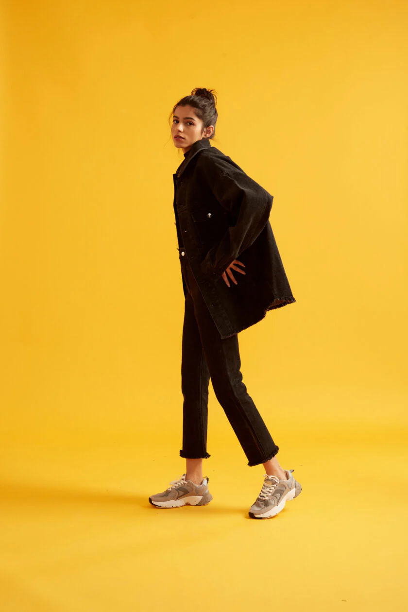 Black Oversized Denim Jacket - Image 3