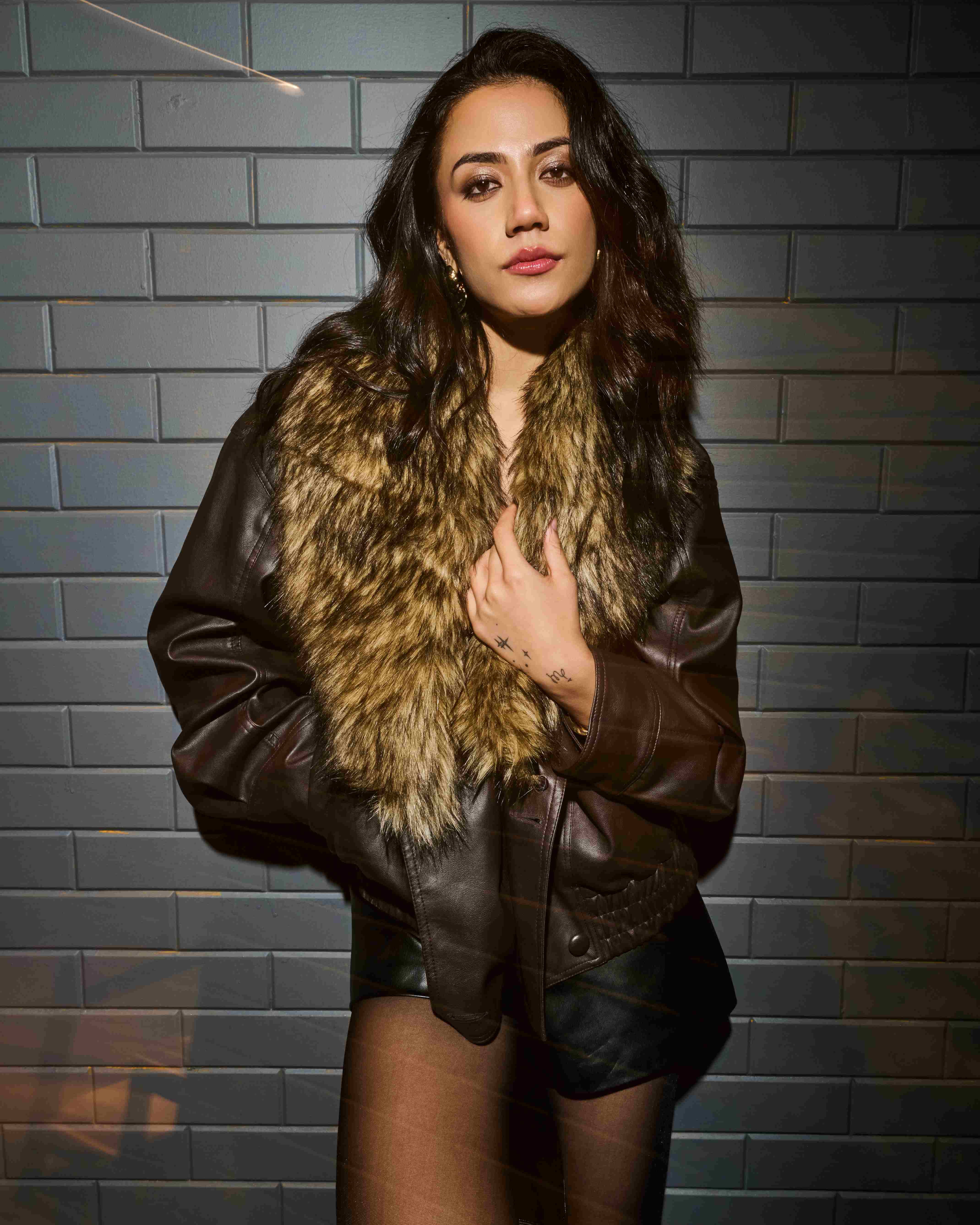 Brown Faux Leather Jacket with Fur Collar - Image 4