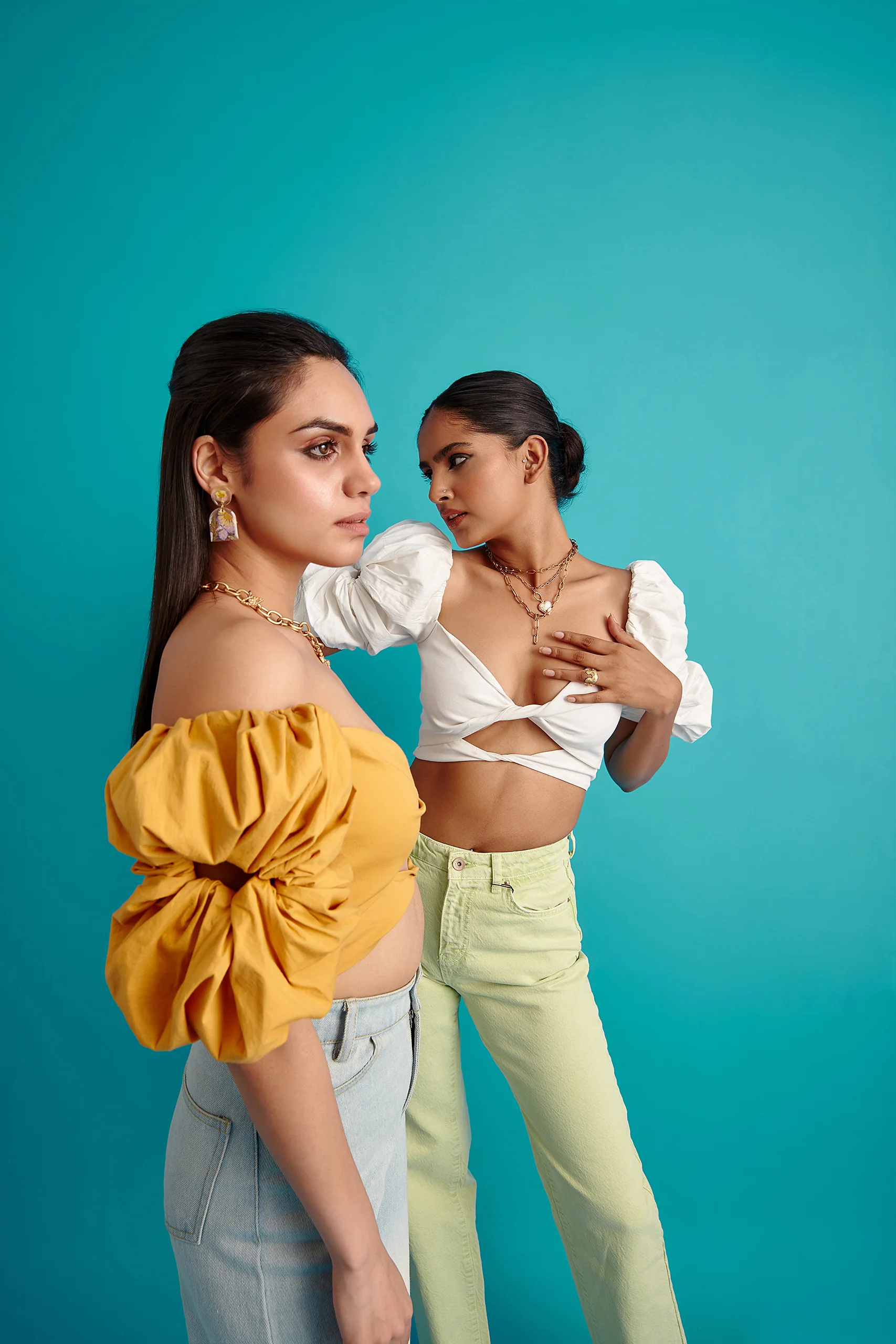 Double-Twist Scrunchie Top - Image 6