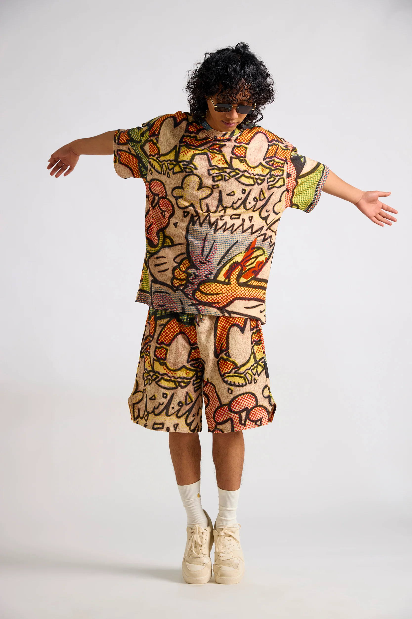 Garfield:Blown Out Men's Oversized T-shirt - Image 3