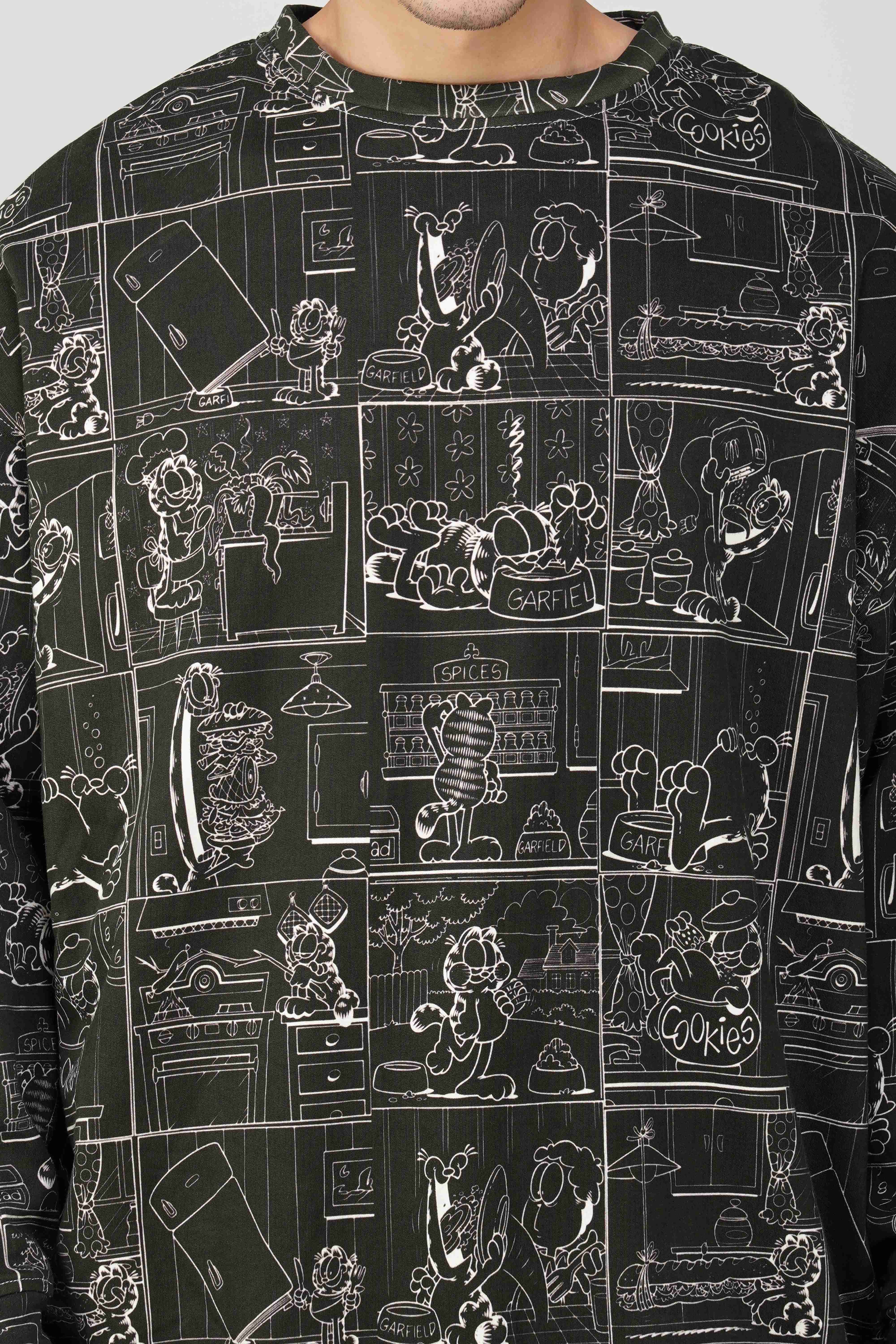 Garfield: Comic Book Printed Oversized Men's Sweatshirt - Image 3