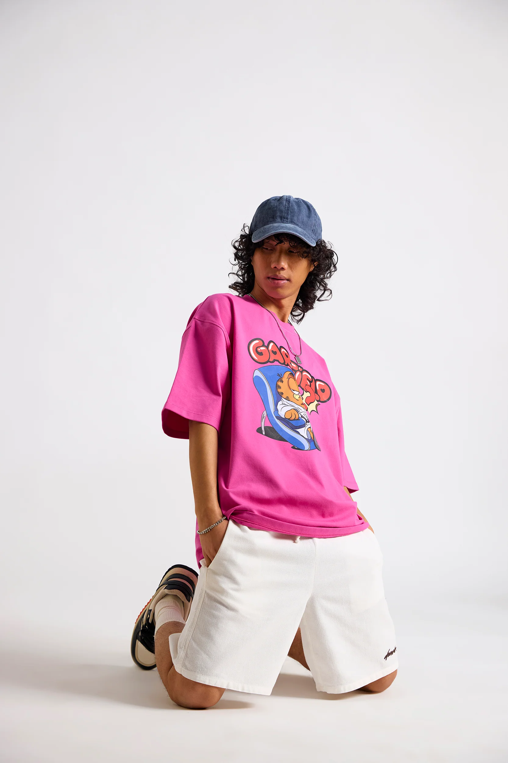 Garfield:Grampy Printed Men's Oversized T-shirt - Image 3