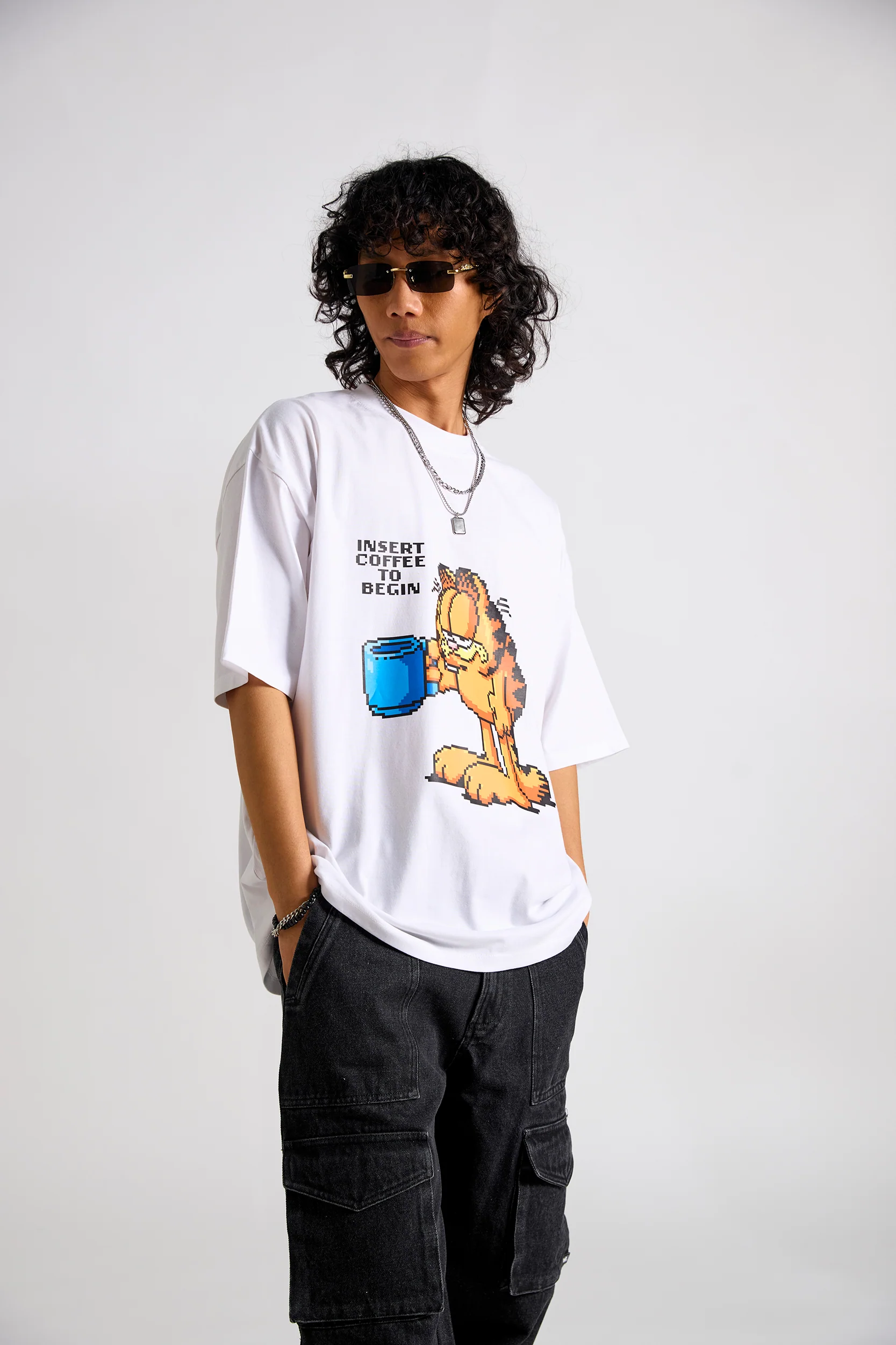 Garfield:Insert Coffee To Begin Men's Oversized T-shirt - Image 3