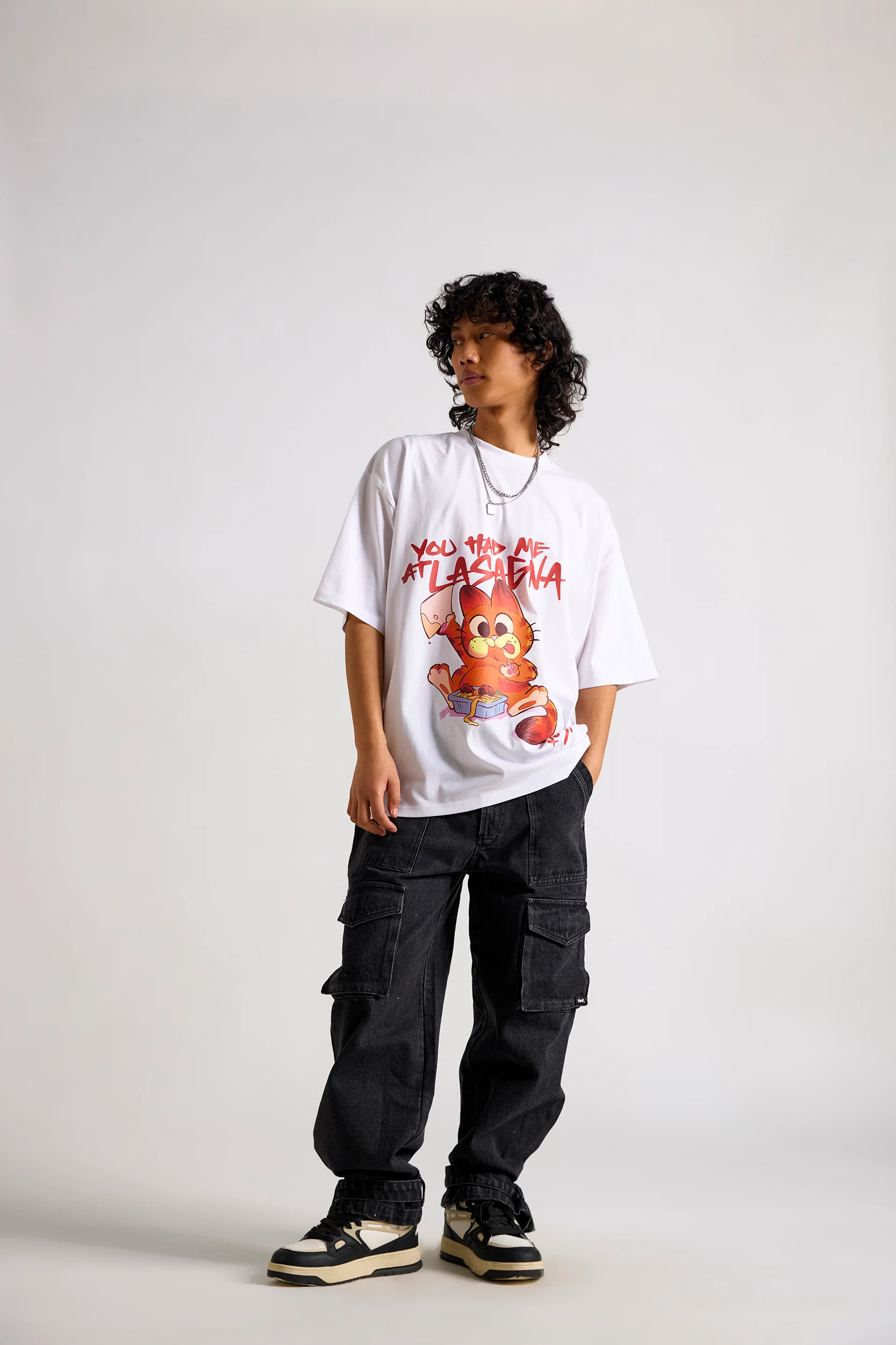 Garfield:You Had Me Lasagna Men's Oversized T-shirt - Image 3
