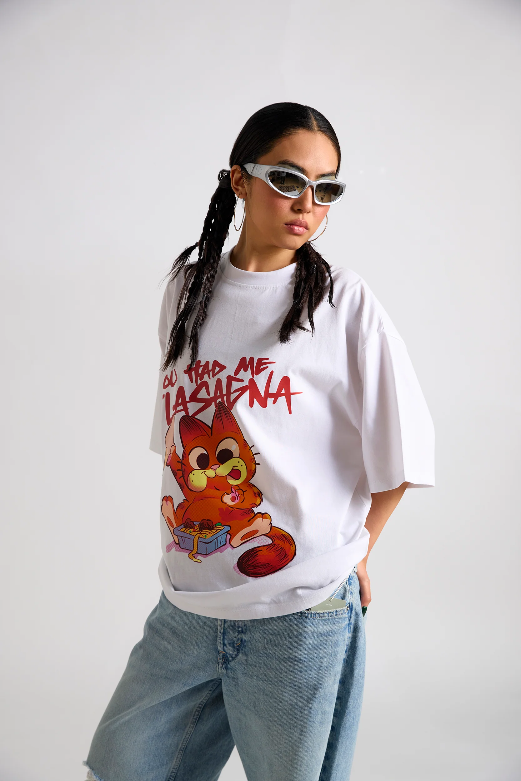 Garfield:You Had Me Lasagna Oversized T-shirt - Image 4