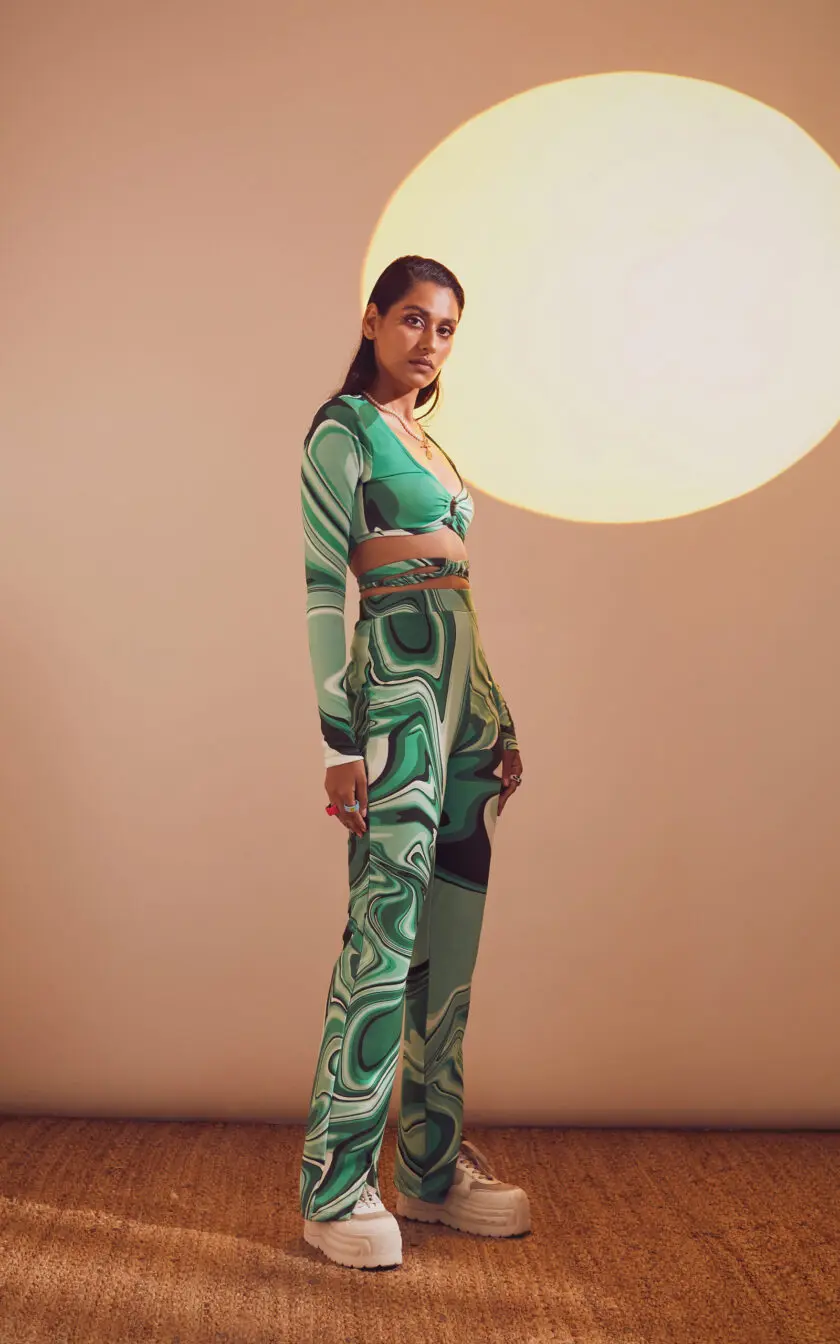 Green Swirl Print Full Sleeves Bodycon Top With O Ring - Image 4