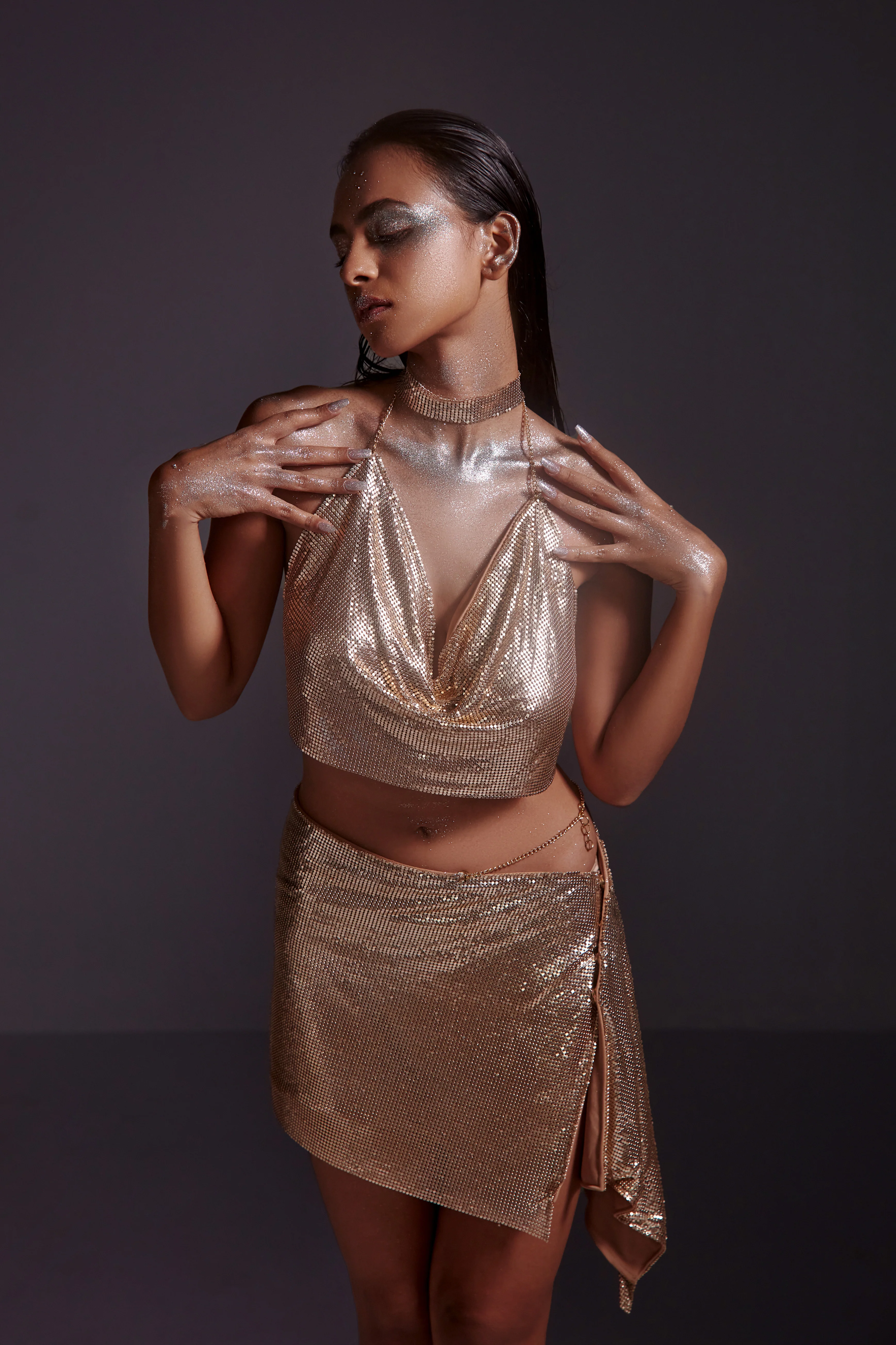 Metallic Chainmail Cowl Top and Wrap Skirt Set - Image 3