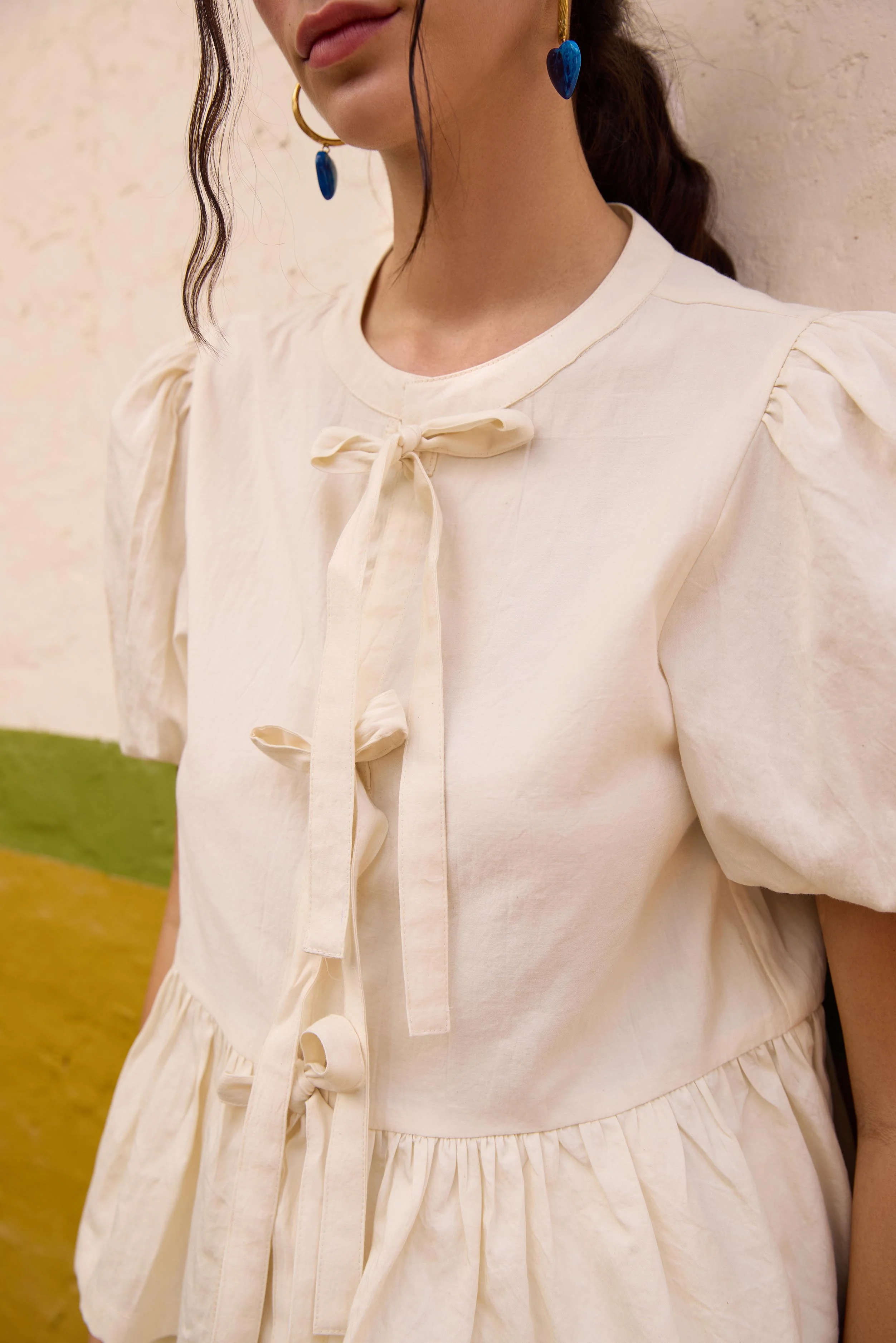 Off-White Peplum Top and Shorts Set - Image 4