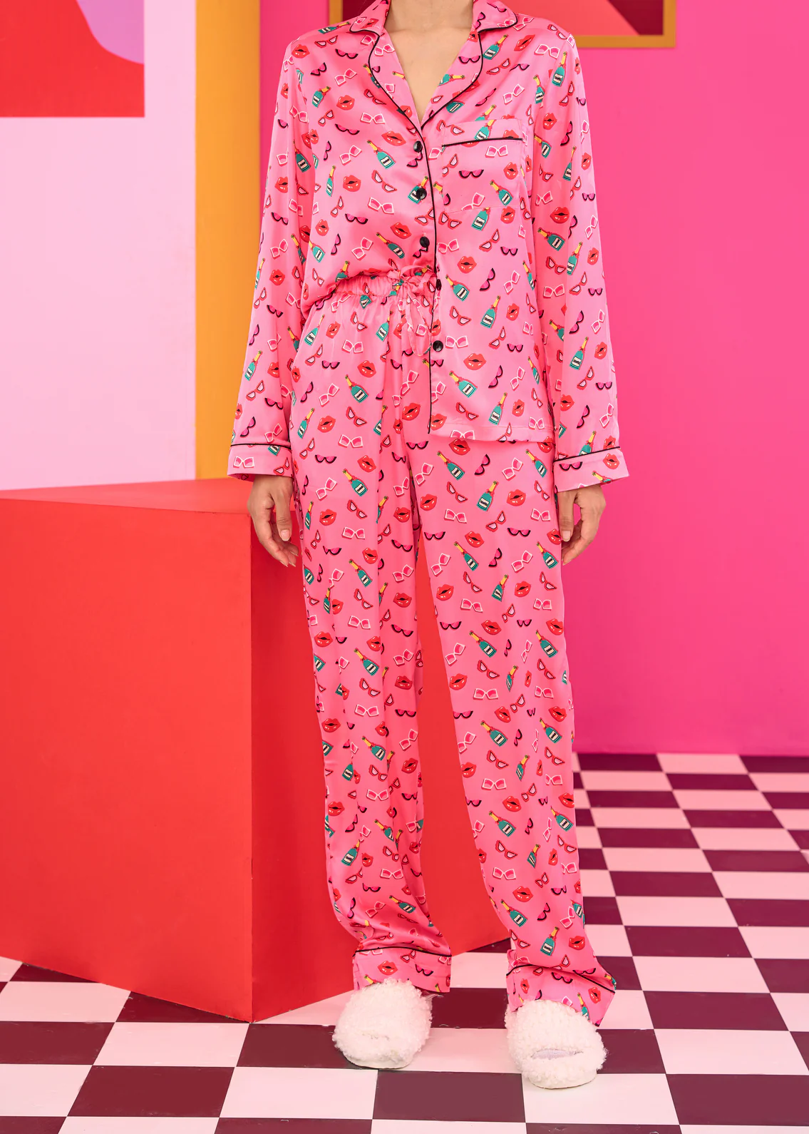 Printed Satin Pyjama Set - Image 3