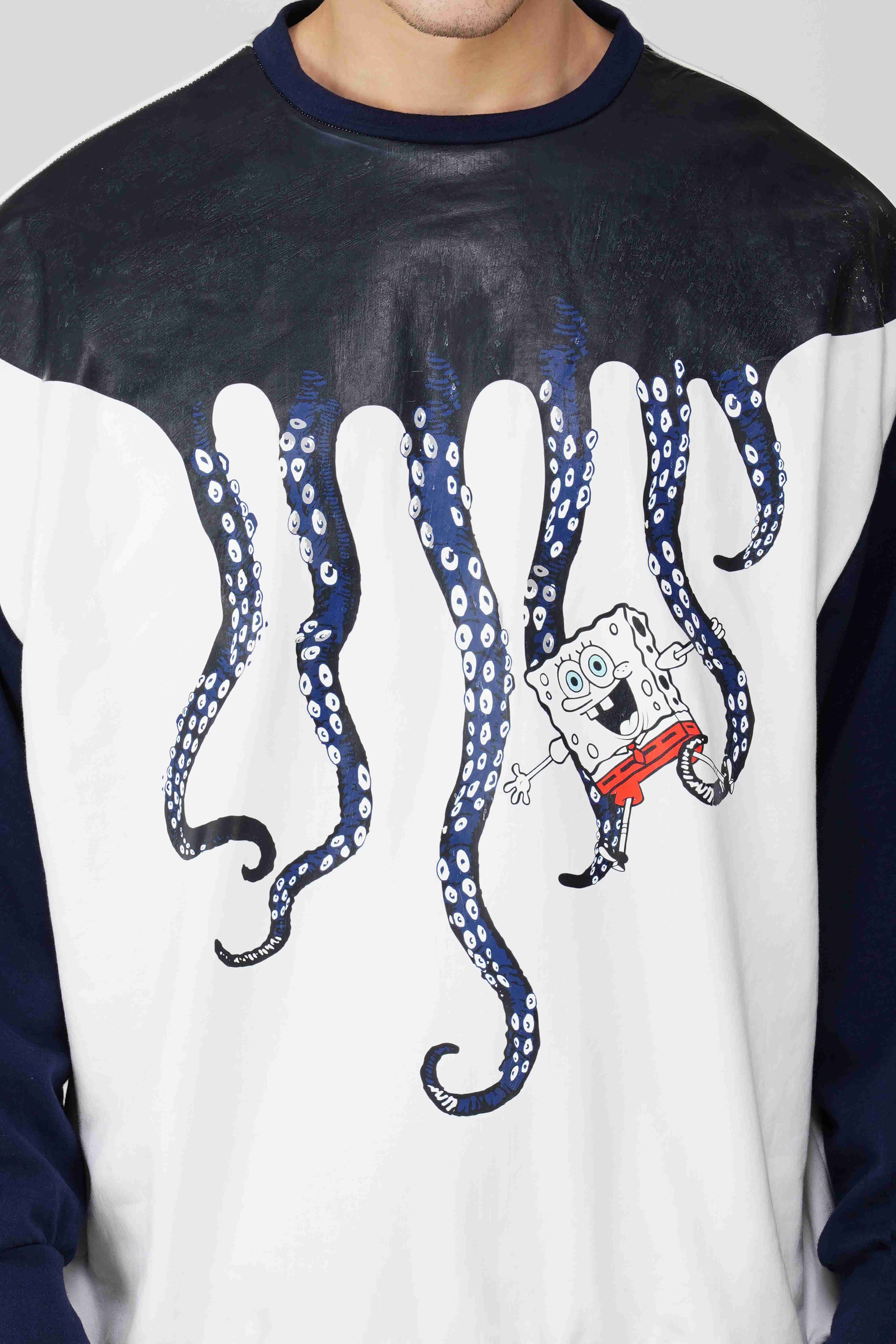 SpongeBob: Day with Squidward Oversized Men's Sweatshirt - Image 4