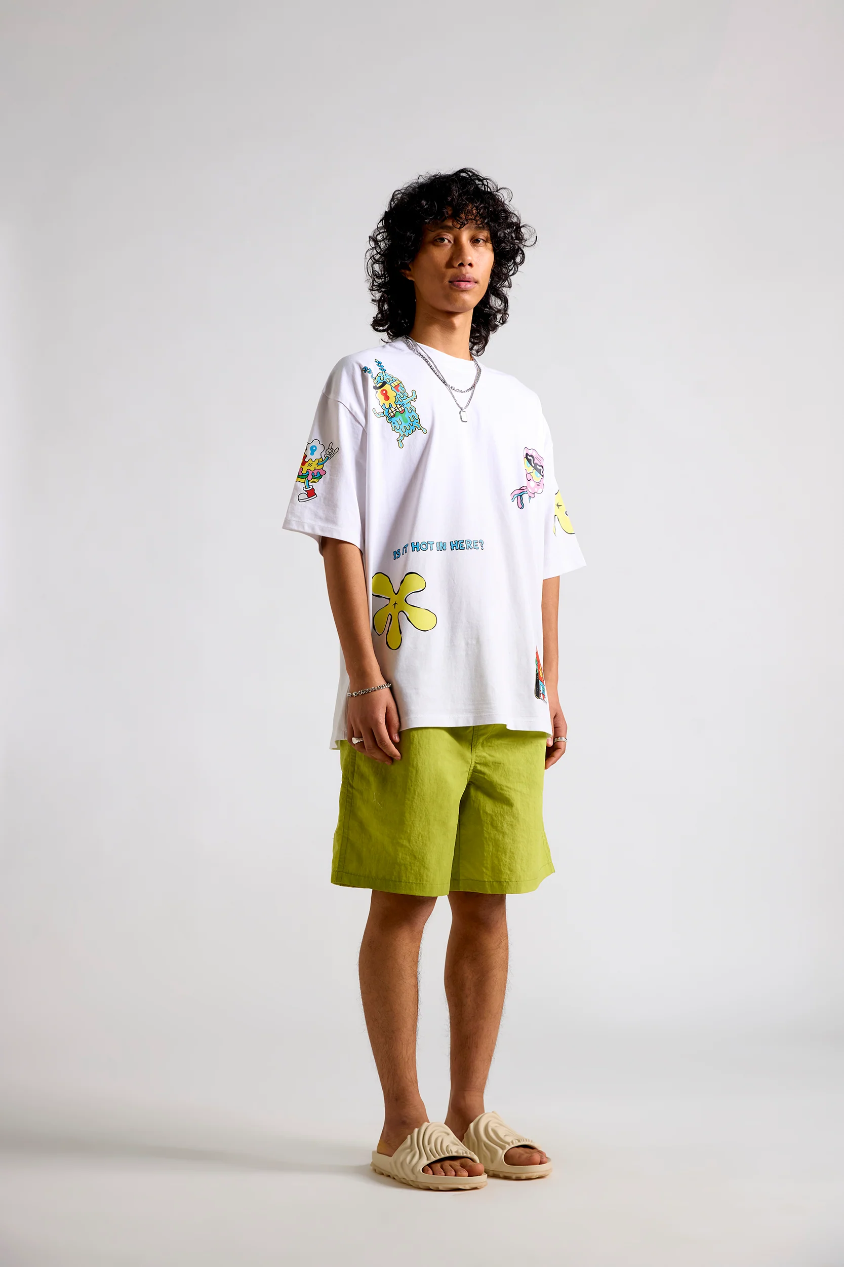 Spongebob:Is it hot in here? Men's Oversized T-shirt - Image 5