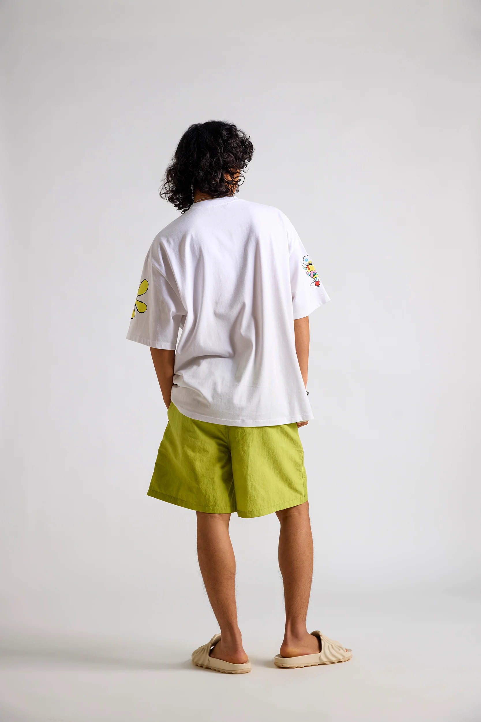 Spongebob:Is it hot in here? Men's Oversized T-shirt - Image 6