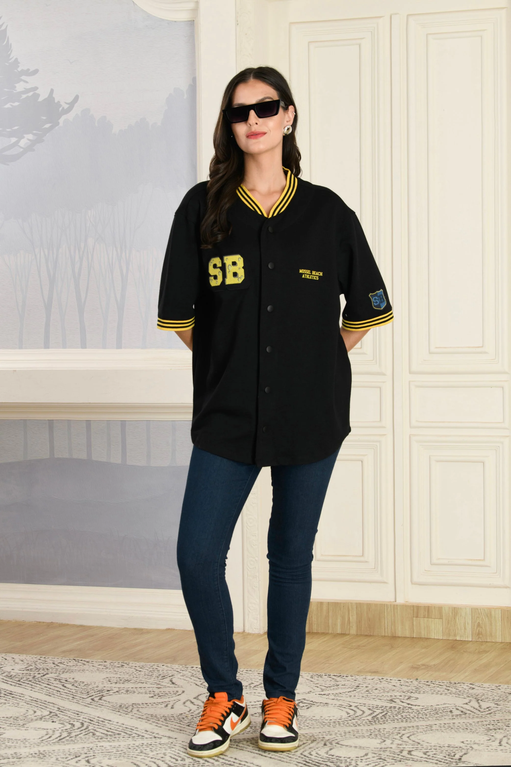 Spongebob:Mussel Beach Athletics Women's Varsity T-shirt - Black - Image 6