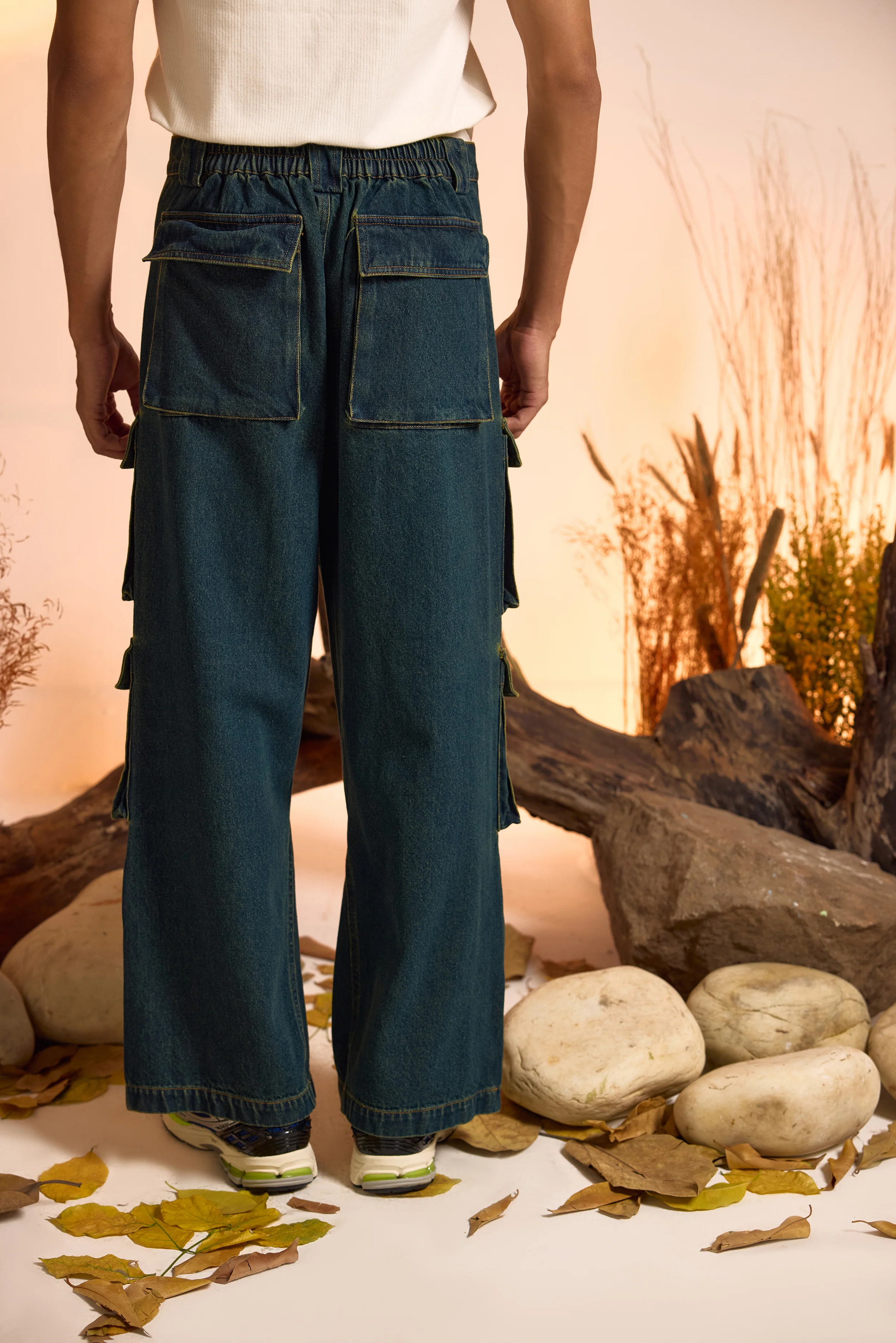 The Original- Straight Fit Cargo Jeans-Men - Image 4