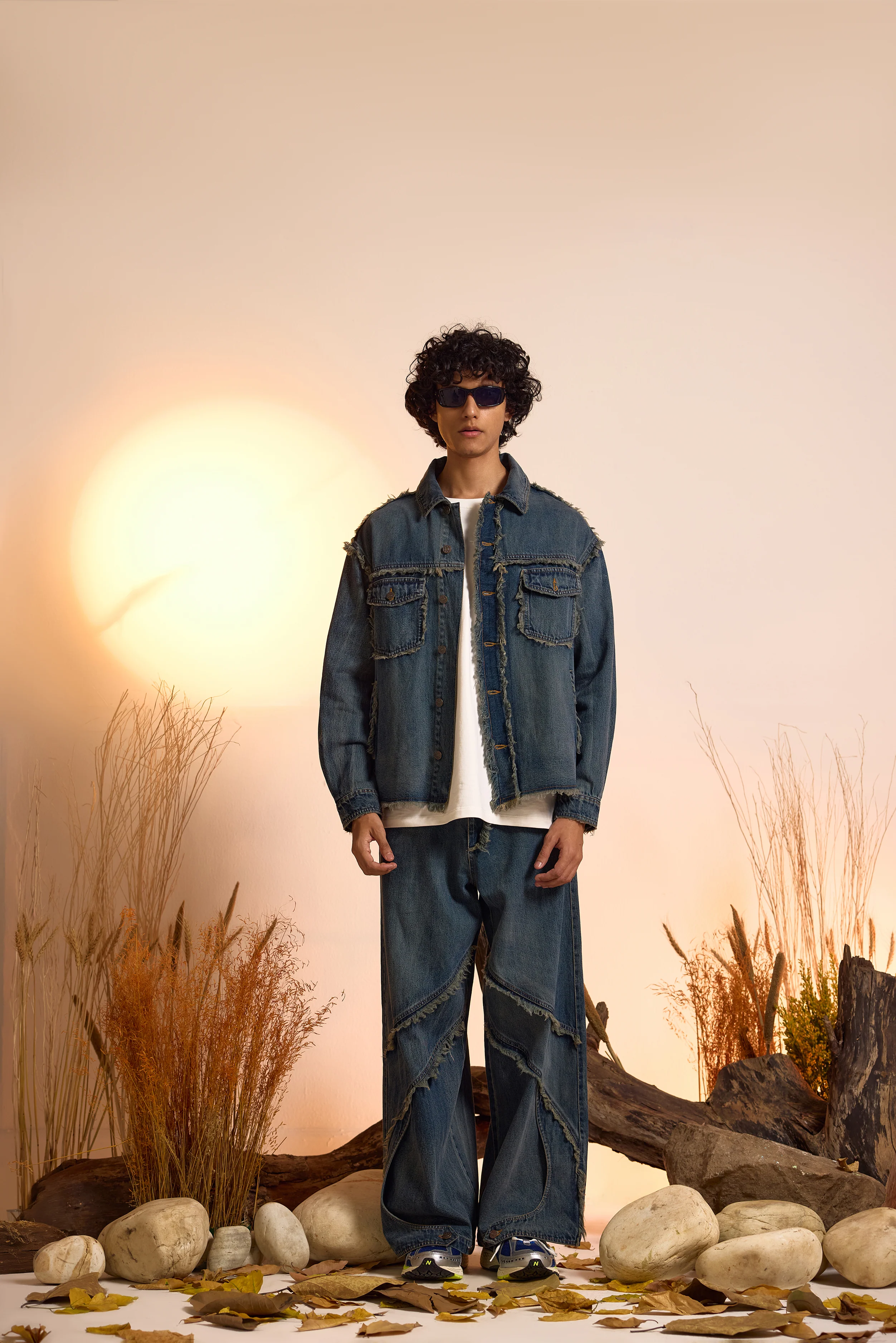 Vintage Wash Distressed Jeans-Men - Image 4